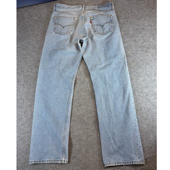 Levis Jeans Mens Size 34 Blue Denim Button Fly Straight Leg Grunge Streetwear - Picture 6 of 10